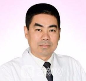 溫宏