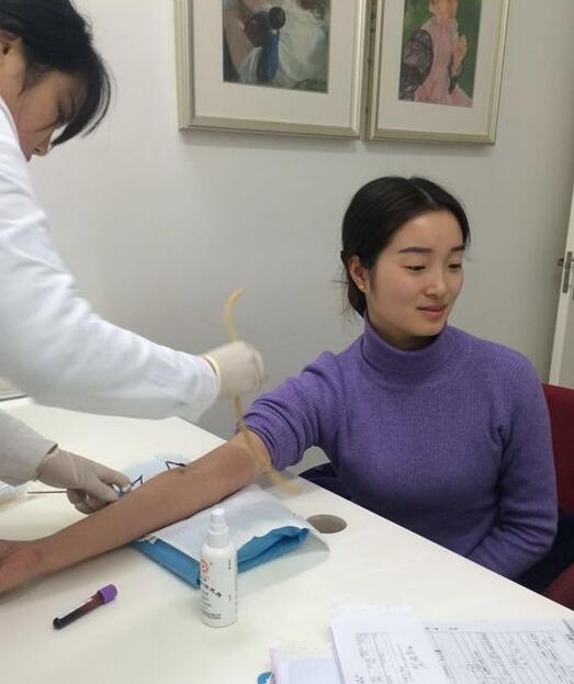 深圳陽光醫(yī)院雙眼皮一個月恢復(fù)圖 日記見證蛻變