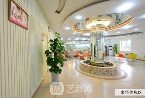 成都趙善軍博士整形美容醫(yī)院怎么樣，口碑醫(yī)生詳情一覽