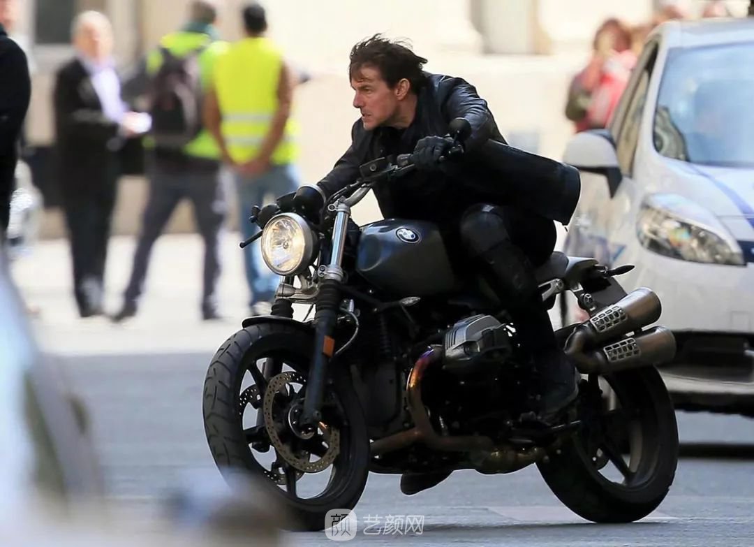 鼻中隔偏曲手術(shù)費用多少？鼻中隔偏曲手術(shù)費用多少影響因素？