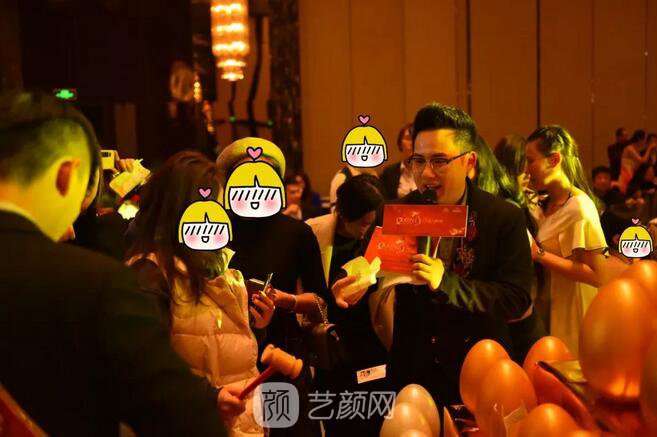 2019跨年之夜·坤娜VIP答謝盛典圓滿落幕，與您并肩同行！