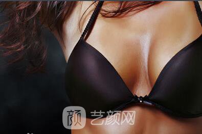 自體脂肪移植隆胸手術(shù)是更好較沒問題的方法