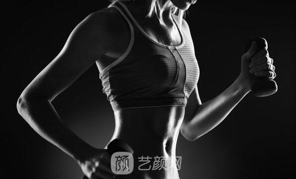 手臂吸脂，坐等夏天的到來