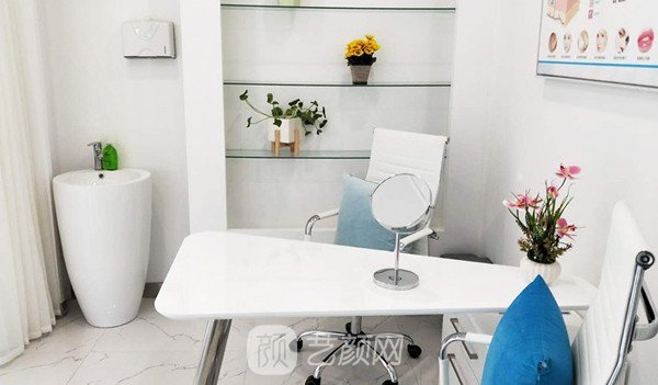 天門(mén)德?tīng)柮揽歪t(yī)療美容門(mén)診部