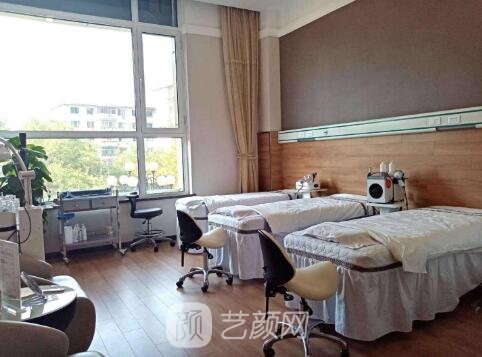 遼陽(yáng)知鑫醫(yī)療美容門(mén)診部