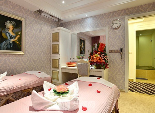 海南紅妝美容院