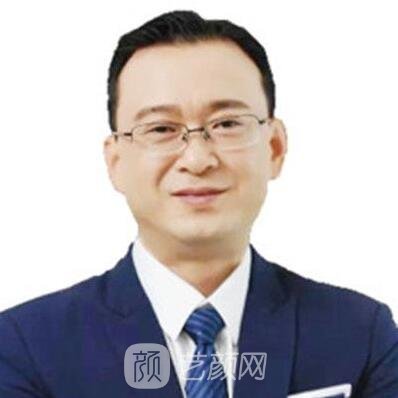 何琪