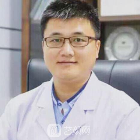 李家謙
