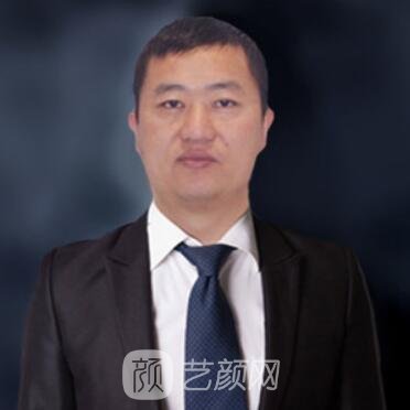 何鵬