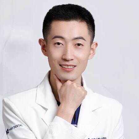 張雷