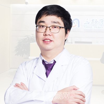 鐘韋韋