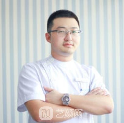 何?？?></a></dt>
        <dd>
        <span><strong><a href=