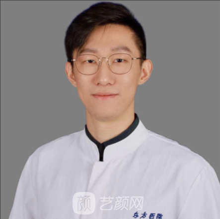 史瀅深