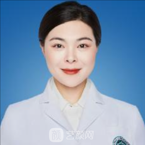 鄢小君