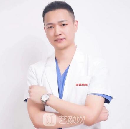 李強(qiáng)