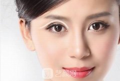 太原任曉霞做雙眼皮修復(fù)