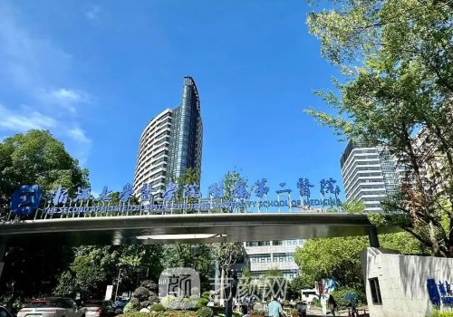 杭州隆胸比較好的醫(yī)生有