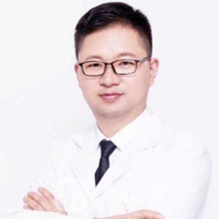 方倫磊