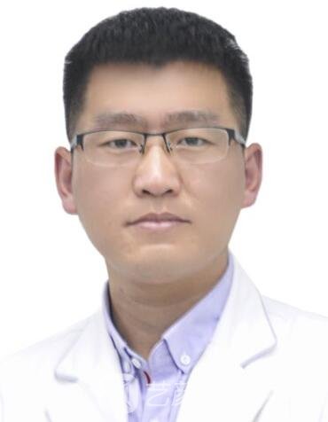 賈龍飛